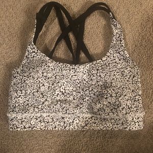 Lululemon bra size 2